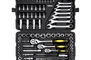 VEVOR 121-Piece Mechanics Tool Set 1/4″ 3/8″ 1/2″ Drive Sockets SAE and Metric